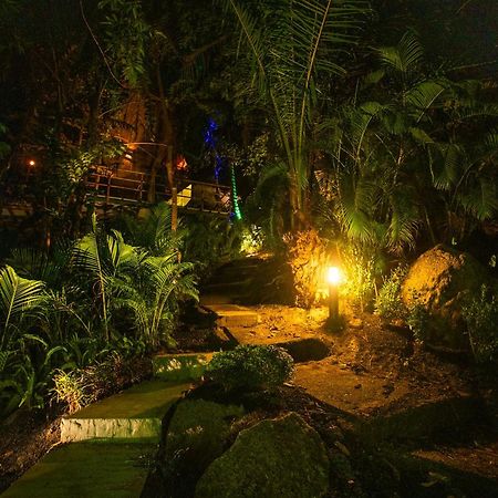 Leela Garden Resort Bamboolove 반 타이 외부 사진