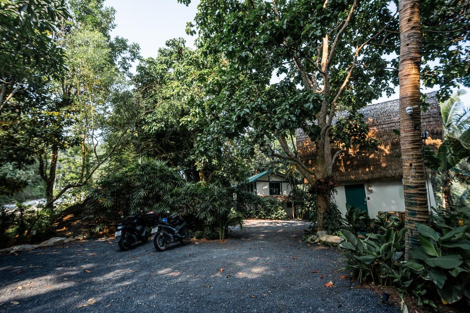 Leela Garden Resort Bamboolove 반 타이 외부 사진